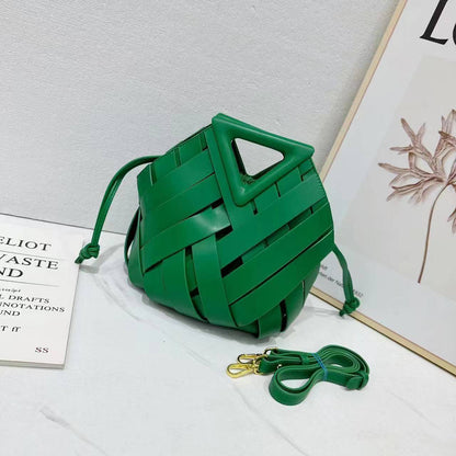 BOTTEGA
115 dhs🪙
Size 26cm❤️‍🔥

Zain161
♥️♥️♥️