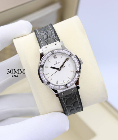 HUBLOT WOMEN SEMI MASTER QUALITY 30MM

*( BATTERY )*

330 dhs🇦🇪🇦🇪

Zain58
♥️♥️♥️