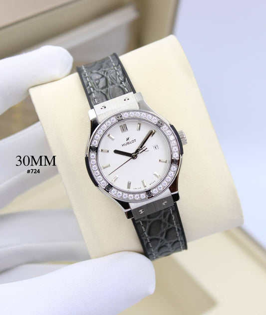 HUBLOT WOMEN SEMI MASTER QUALITY 30MM

*( BATTERY )*

330 dhs🇦🇪🇦🇪

Zain58
♥️♥️♥️
