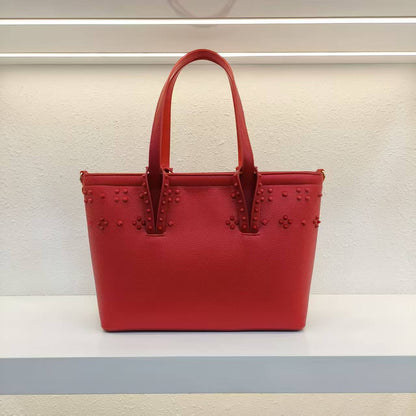 Valentino
GOOD QUALITY 
110 dhs🇦🇪🇦🇪

Zain200
♥️♥️♥️