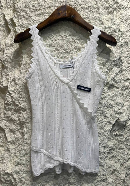 MIU MIU
Women’s Top
Master Quality 
SML
230 dhs✅

Zain276
♥️♥️♥️
