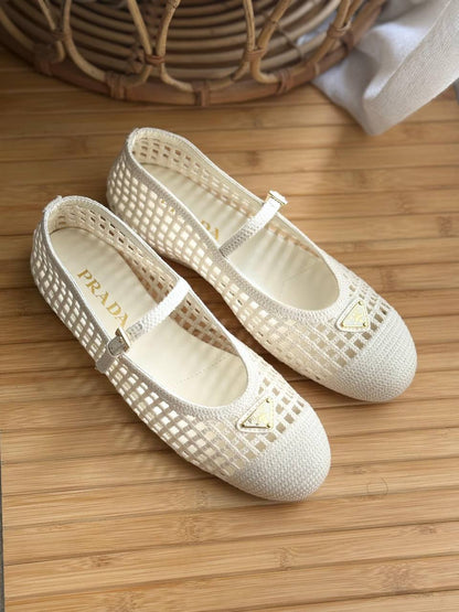 Prada
Super Master
𝗦𝗶𝘇𝗲 𝟯𝟲 𝘁𝗼𝗼 𝟰𝟭 
450 dhs💓

Zain303
♥️♥️♥️