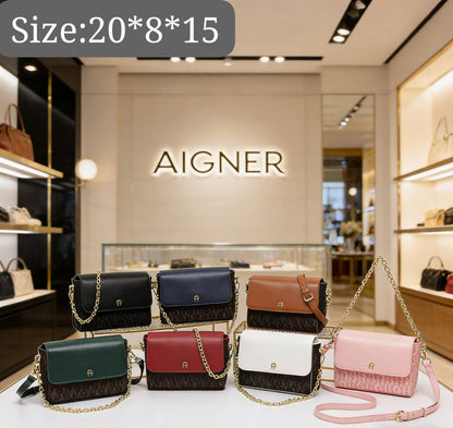 Aigner
95 dhs✅
have box🎁

Size:20/15/8

Zain07
♥️♥️♥️