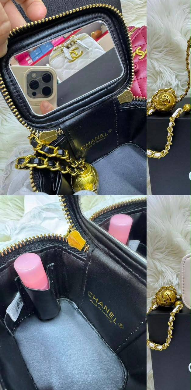 💗 Chanel Kelly / mini
1️⃣ First quality＋🎁
Size : 19*12 / 10*8  cm
80 dhs🇦🇪🇦🇪

with box🎁

Zain115
♥️♥️♥️
