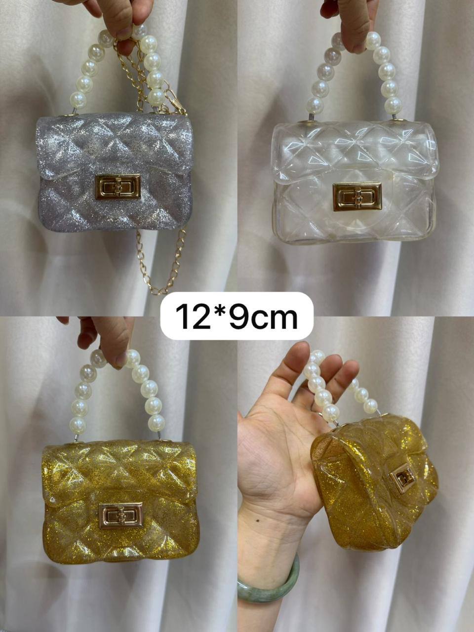 🍒 Fashion mini bag
Size : 12 * 9 cm
20 dhs✅

Zain115
♥️♥️♥️
