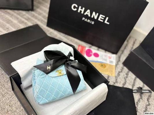 Chanel 
Master
270 dhs🪙🌨️

#20cm
#with box❤️🙋‍♂️
🎁🎁🎁

Zain228
♥️♥️♥️