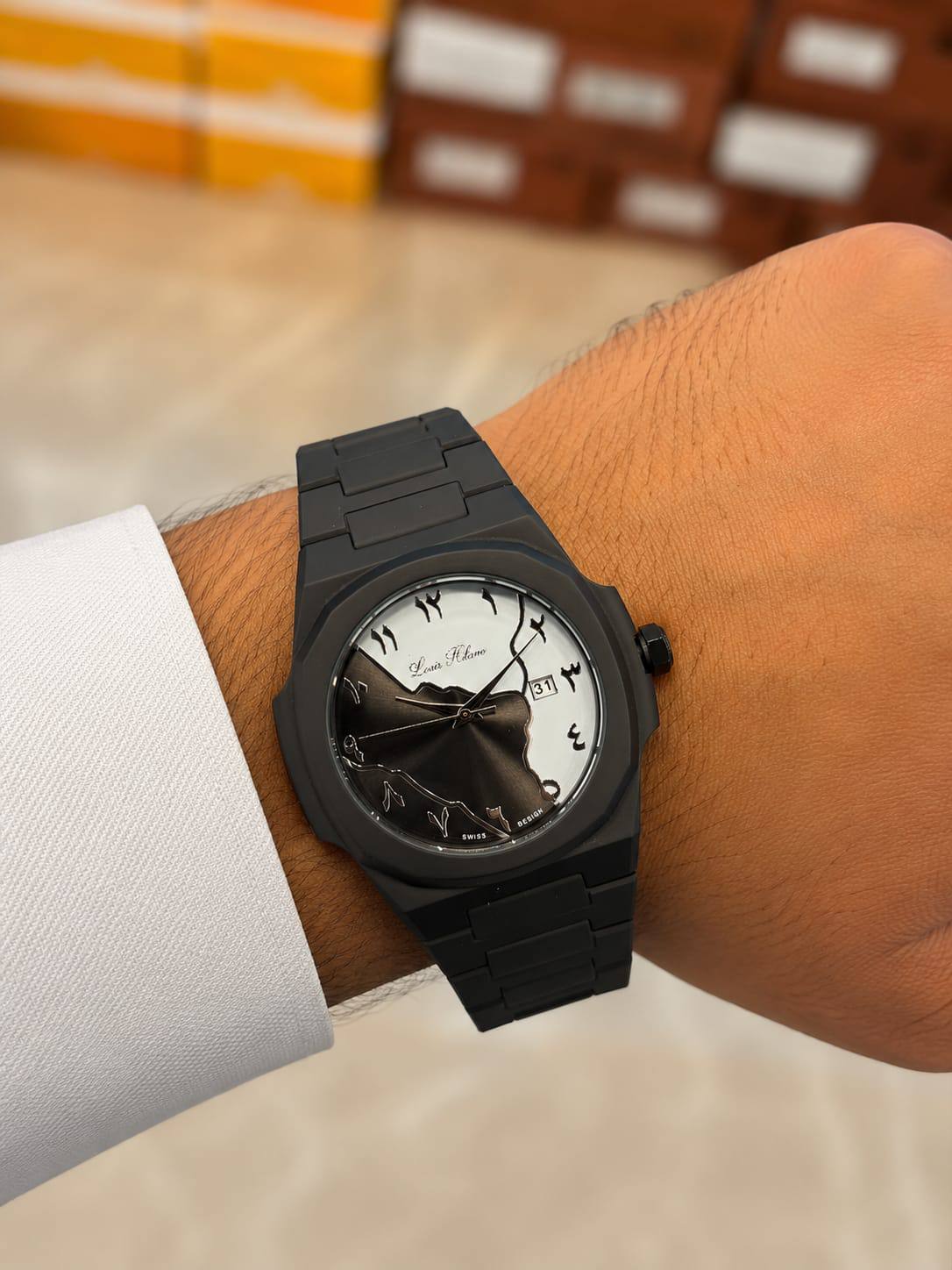 Louis Hilano watch for men good 
quality 
195 dhs✅
 (polycarbon)

Zain59
♥️♥️♥️
