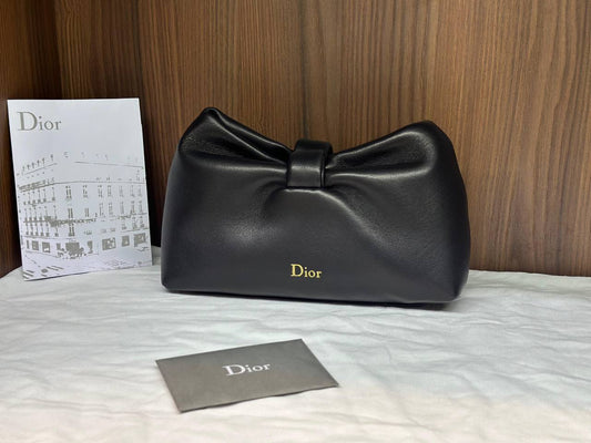 Dior
* Super master Quality 
* ⁠Size:24Cm 
1300 dhs💓

Zain255
♥️♥️♥️