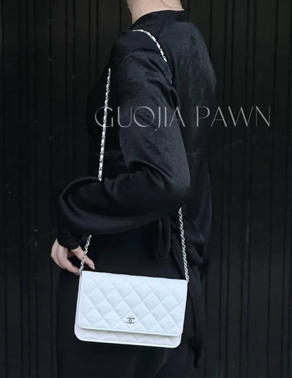 CHANEL 
COPY ONE 

WITH BOX 
🎁🎁🎁

190 dhs✅
leather 

Zain39
♥️♥️♥️