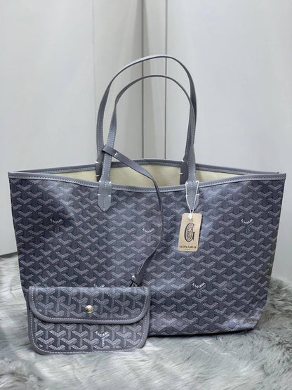 Goyard
38cm  
80 dhs✅

Zain244
♥️♥️♥️