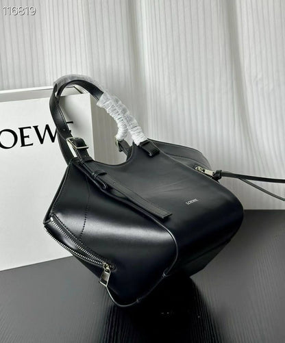 Loewe 
Master
320 dhs🪙🌨️

Zain228
♥️♥️♥️