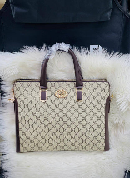 🚙 Laptop bag 2 zipper
1️⃣ First  quality 
Size : 38 * 29 cm
95 dhs✅

Zain115
♥️♥️♥️