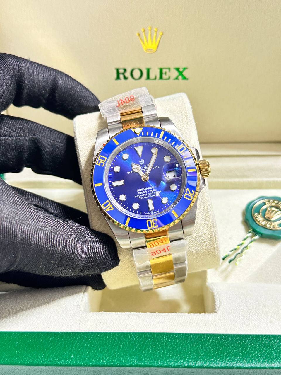Rolex
180 dhs👑

Zain85
♥️♥️♥️