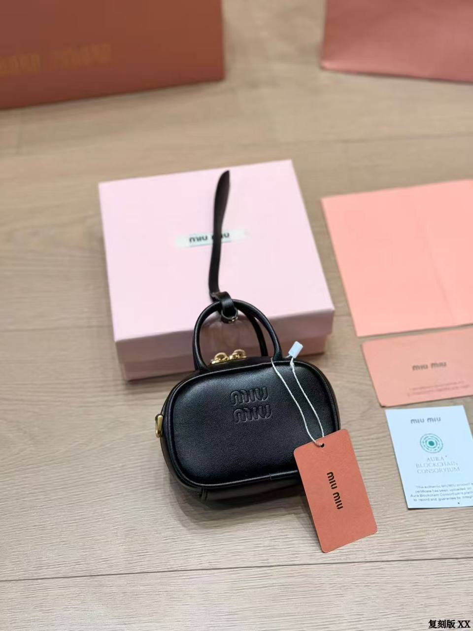 Miu Miu
Master 🔥🔥
230 dhs✅

Zain141
♥️♥️♥️