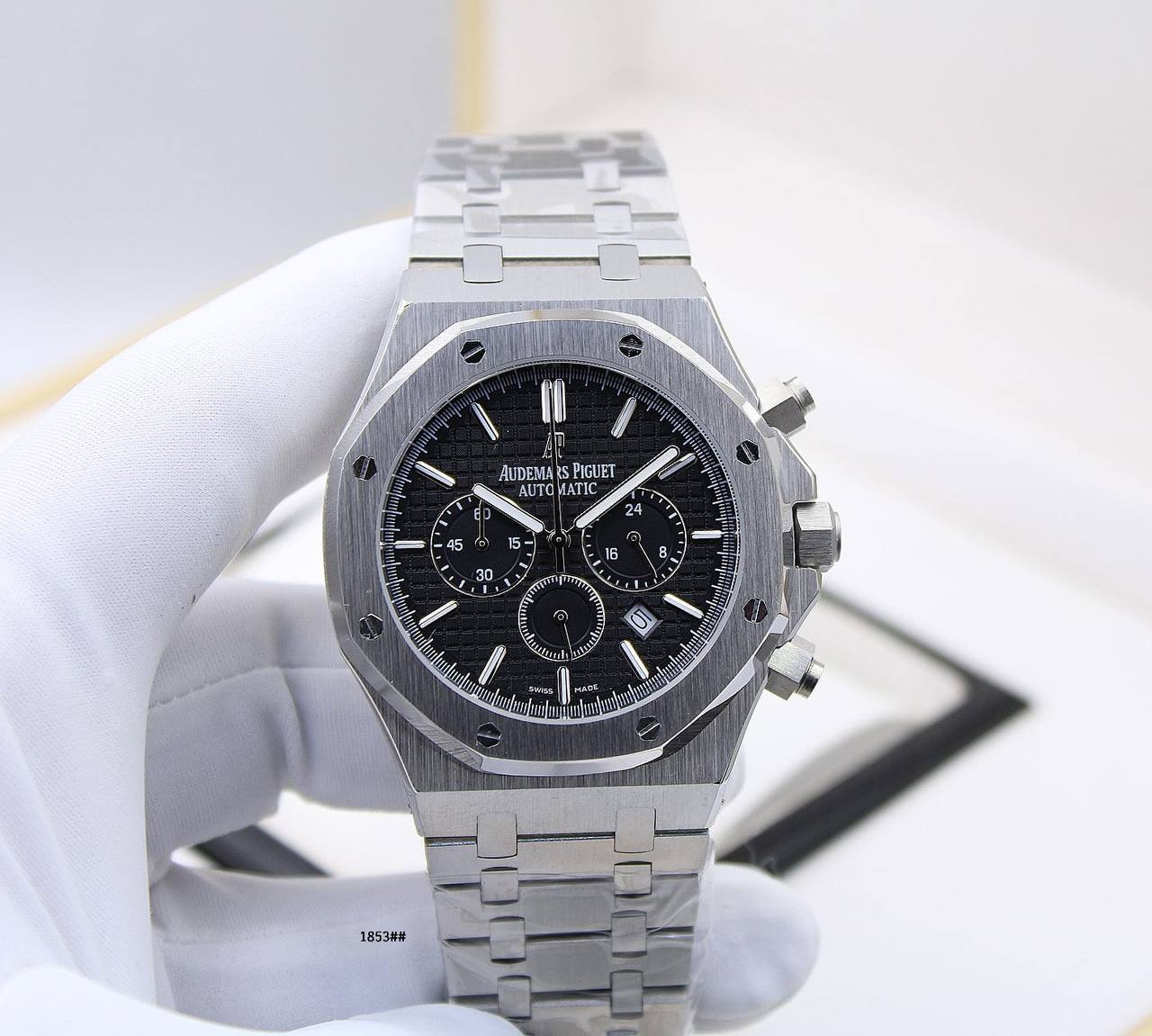 AUDEMARS PIGUET🔥🔥*
FOR MEN STOP WATCH
240 dhs💓

Zain304
♥️♥️♥️