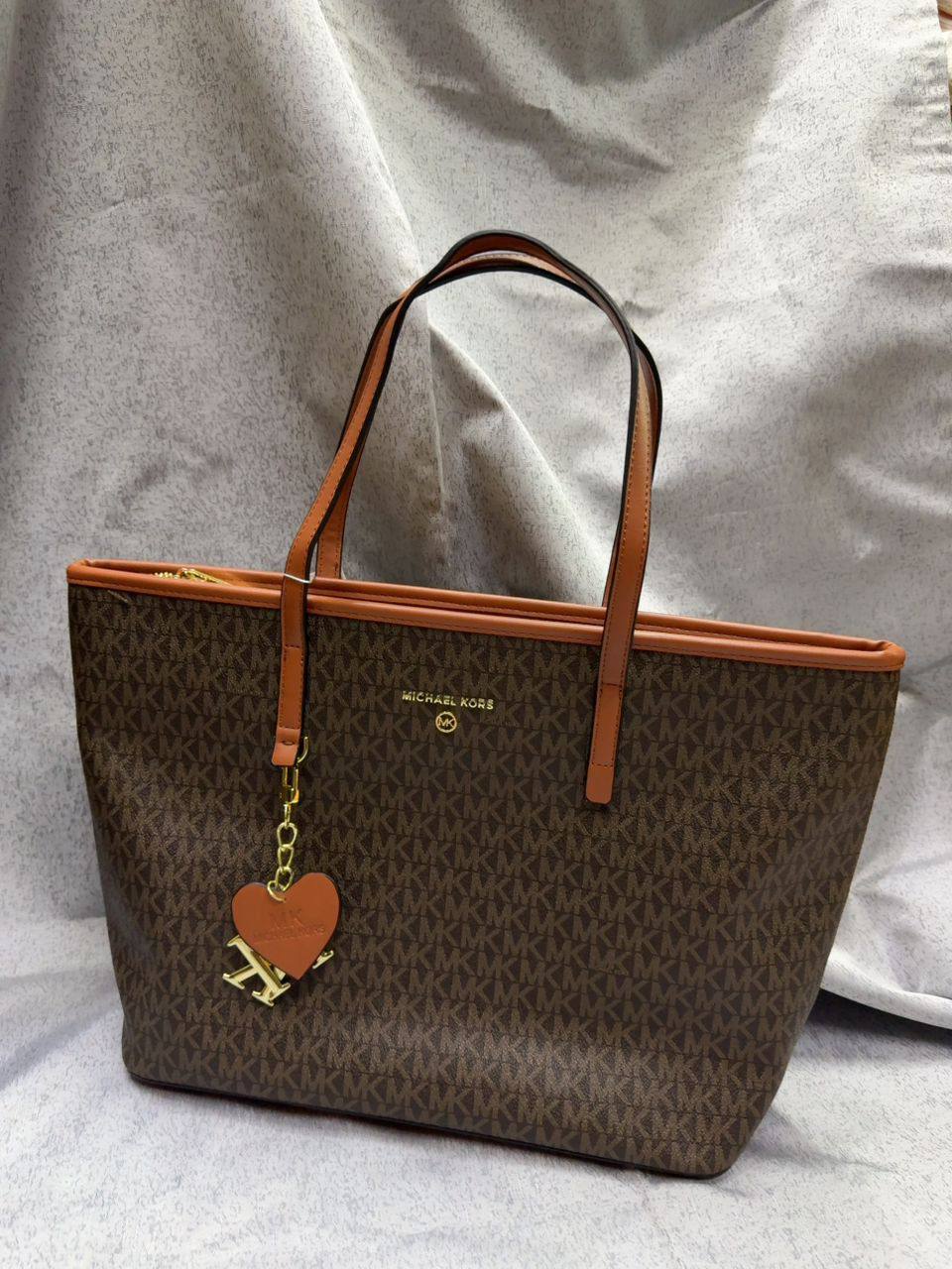 MK

90 dhs💓

size：42cm
Good quality

Zain35
♥️♥️♥️