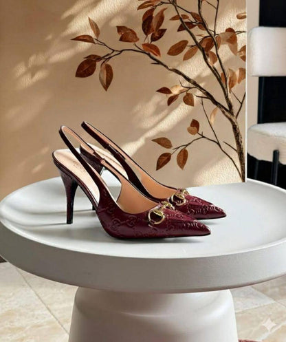 GUCCI 
☘️ *SIZE  36  to 41 ☘️         
270 dhs🪙

Zain224
♥️♥️♥️