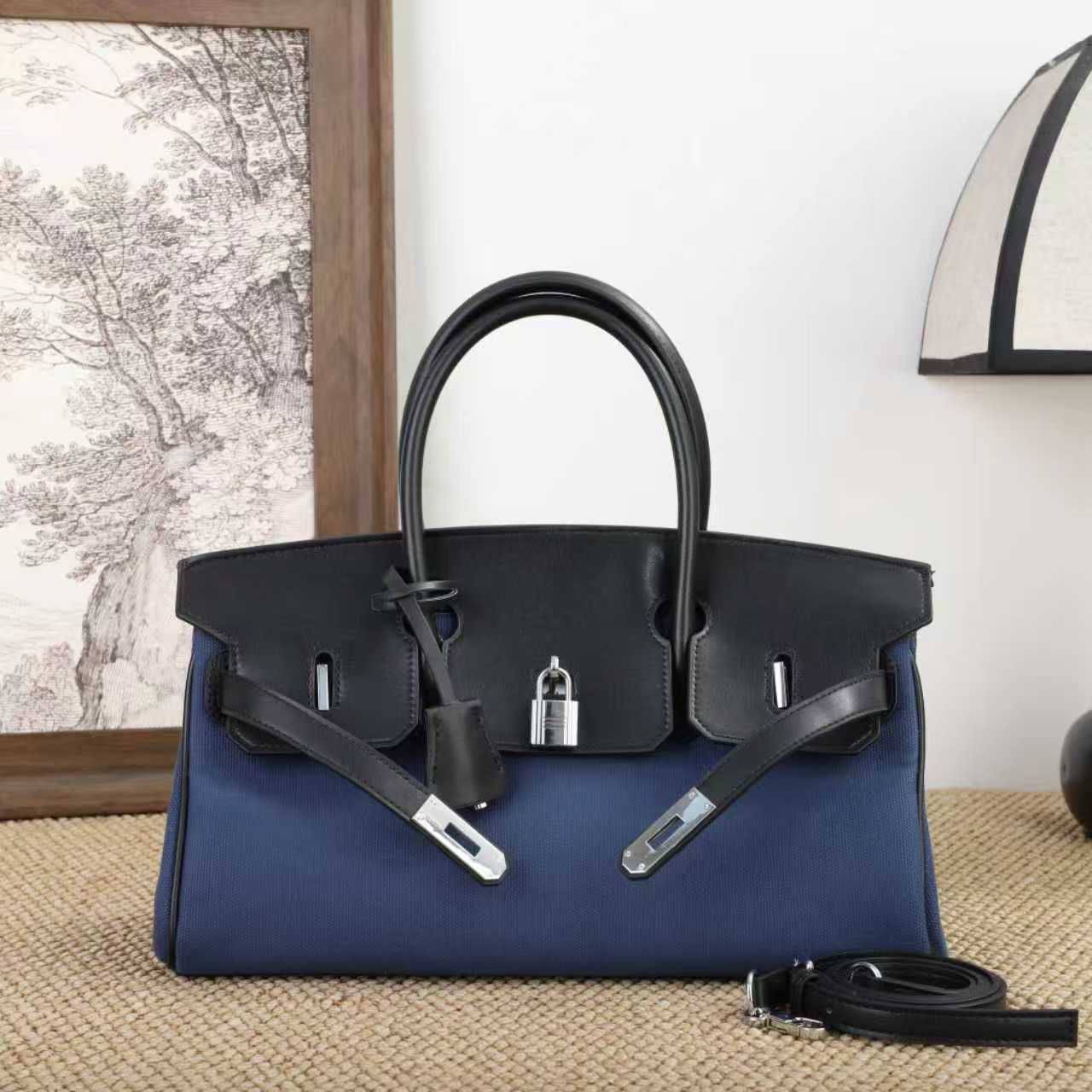 Hermes
130 dhs🗽
👌👌

Zain143
♥️♥️♥️