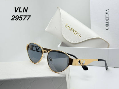 Loewe
70 dhs🇦🇪

Zain126
♥️♥️♥️