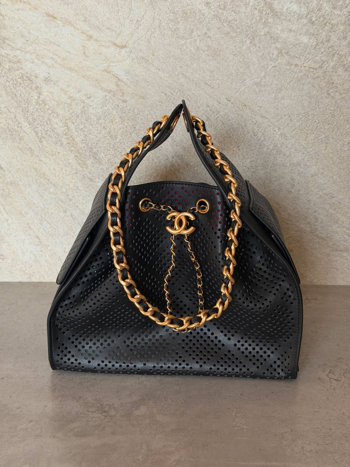 Chanel

For Price 👇 WhatsApp✅
0568585901 
0507557372
0552275751 Owner Zain 👌

ZainETAG 4
♥️♥️♥️