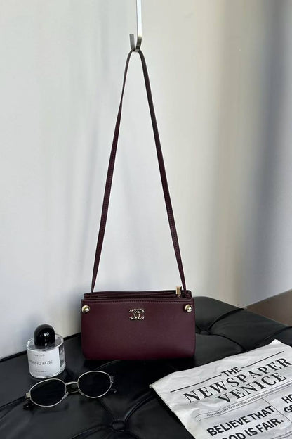Chanel
withbox 
95 dhs🇦🇪🇦🇪

Zain143
♥️♥️♥️