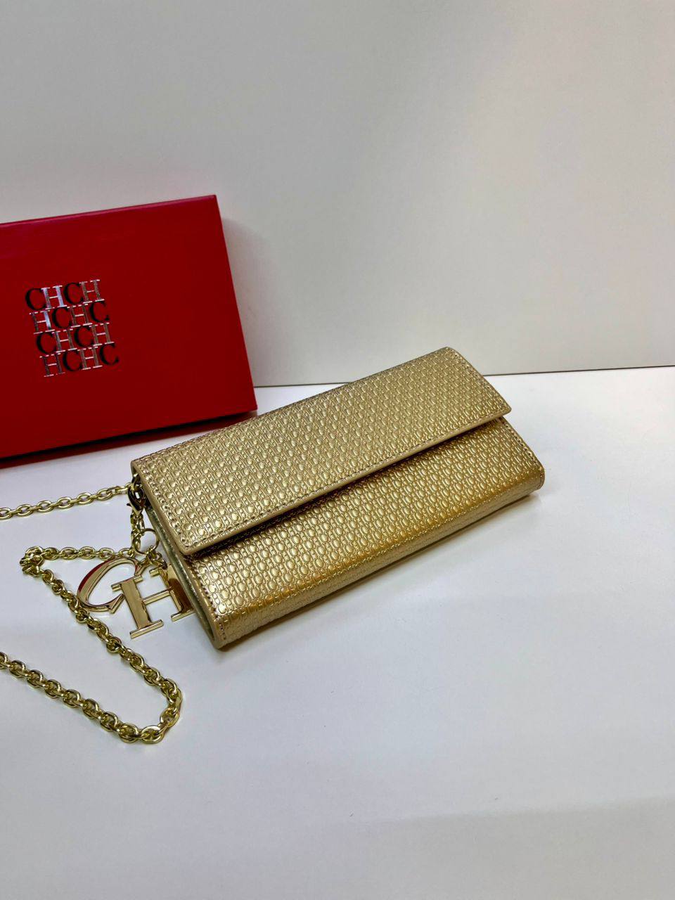 Dior - CH
95 dhs✅
with box
🎁🎁🎁

size 21cm

Zain42
♥️♥️♥️