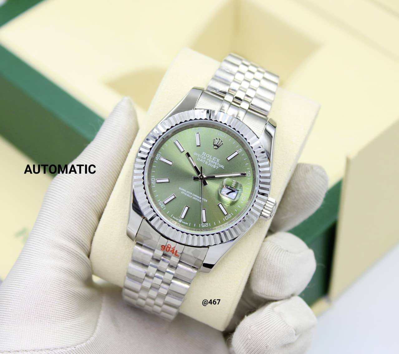 ROLEX DATEJUST MEN AUTOMATIC 41mm

180 dhs🪙🖤

Zain58
♥️♥️♥️