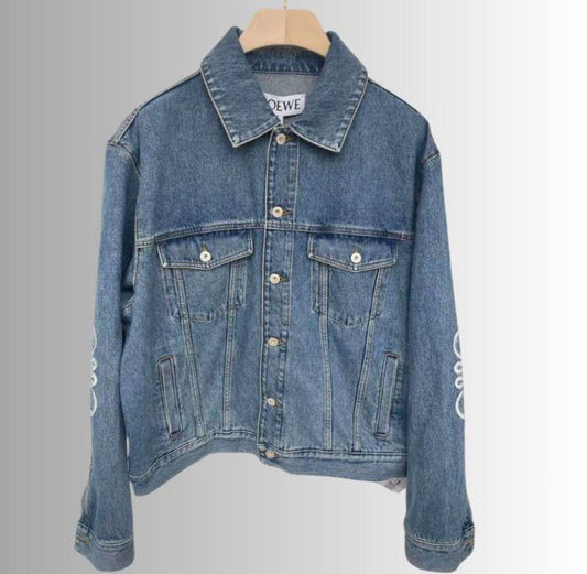 Loewe jeans jacket

S/m/l

290 dhs

Zain262
♥️♥️♥️