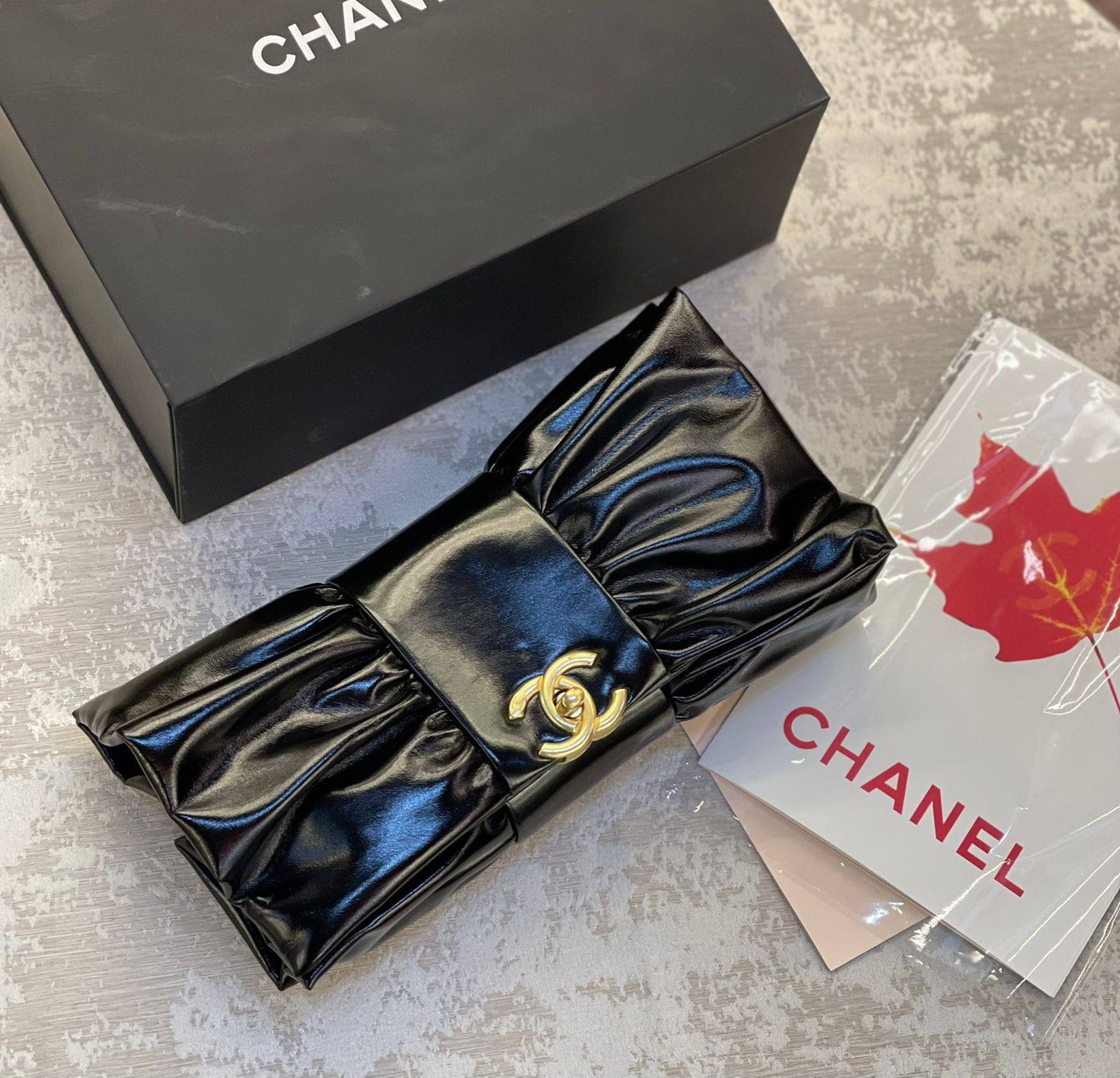 Chanel
high quality
180 dhs🗽

Zain175
♥️♥️♥️