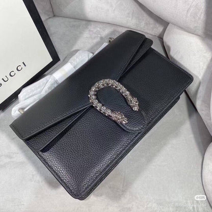 Gucci - Master
For Price 👇 WTSP Text Zain 0568585901

Zain10
♥️♥️♥️