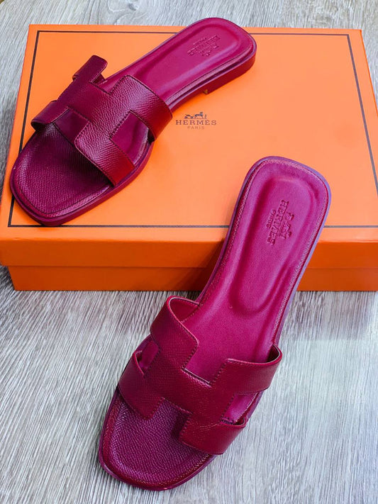 Hermes
High quality 
size 36-42 
95 dhs🪙🌨️

Zain132
♥️♥️♥️