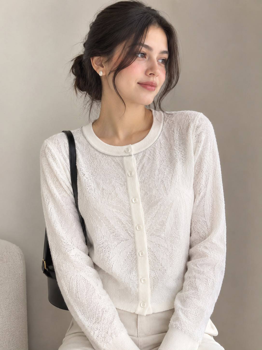 BRUNELLO CUCINELLI
Women’s Cardigan
Master Quality 
SML
380 dhs🇦🇪🇦🇪

Zain276
♥️♥️♥️