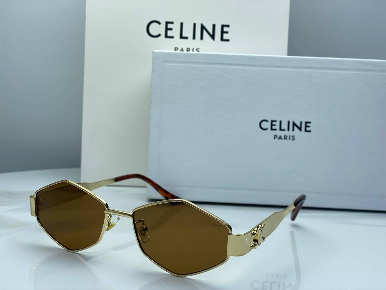 Sunglasses
65 dhs🇦🇪🇦🇪

Zain182
♥️♥️♥️