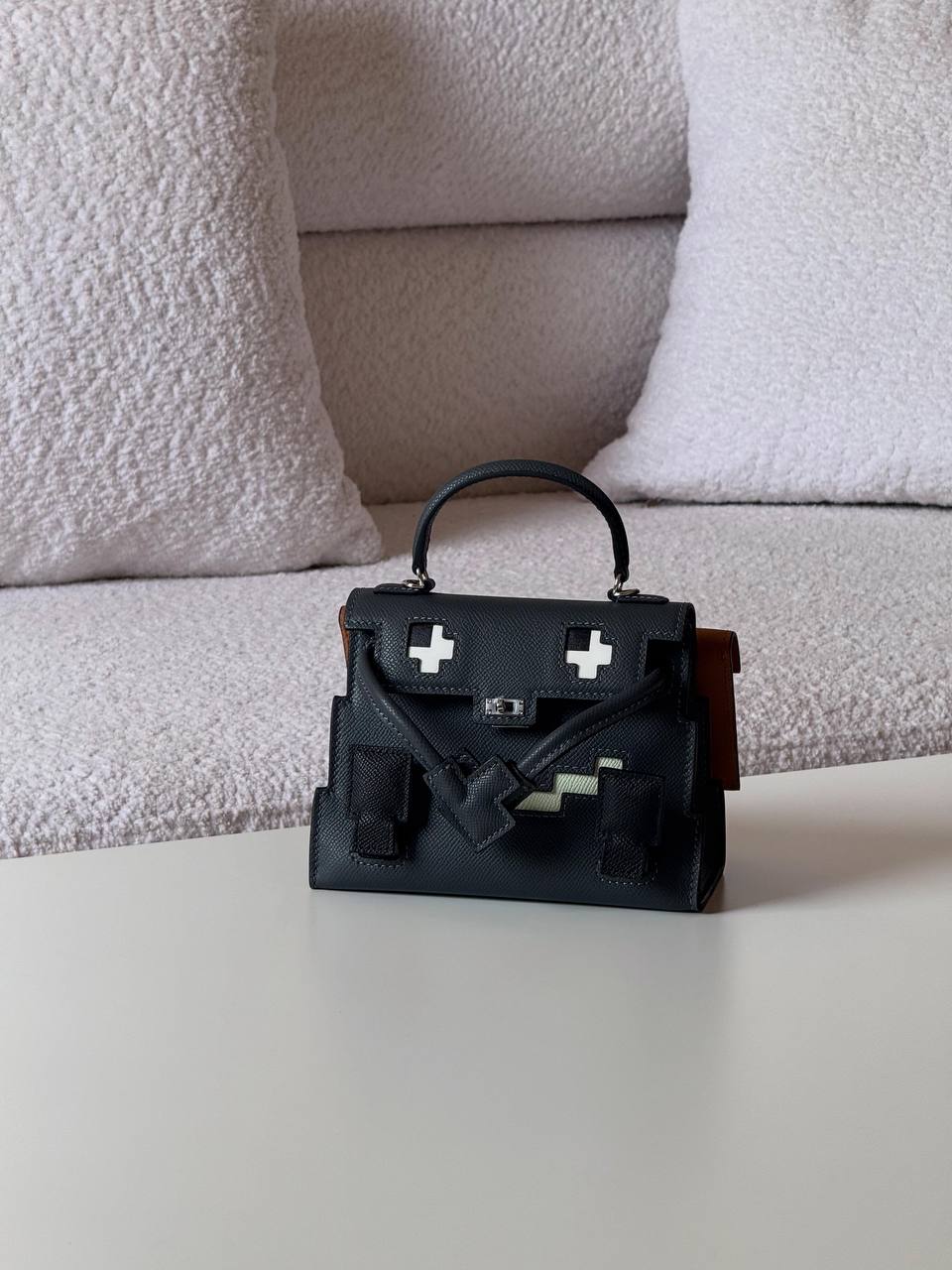 Hermes
kelly doplex 22cm💥Master quality ✅

with box📦
🎁🎁🎁

380 dhs❣️

Zain52
♥️♥️♥️