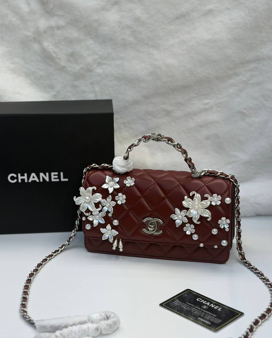 Chanel

220 dhs

Zain134
♥️♥️♥️