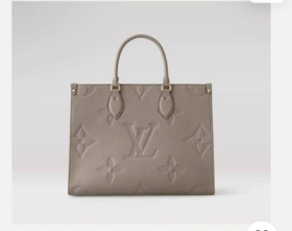 LV - Prada
110 dhs🌺

Zain143
♥️♥️♥️