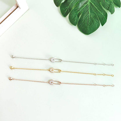 APM SET 🐦‍🔥*
Necklace ✨
Earring 🪷
Bracelet 🌸
Master quality 💯
With normal boxes 📦 
110 dhs🪙💚
With master box 🗃️ 
130 dhs🪙💚

Zain216
♥️♥️♥️