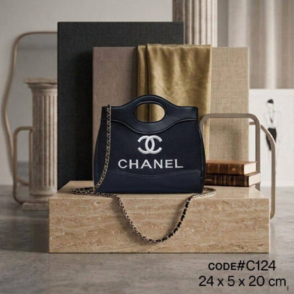 CHANEL ᴛᴡᴇᴇᴅ ʜᴀɴᴅ ʙᴀɢ
ғᴇᴀᴛᴜʀɪɴɢ ᴄᴜᴛ - ᴏᴜᴛ ᴛᴏᴘ ʜᴀɴᴅʟᴇ
ᴡɪᴛʜ ʟᴏɴɢ ᴄʜᴀɪɴ ʙᴇʟᴛ sᴛʀᴀᴘ
sɪᴢᴇ : 24 cm

65 dhs✅

Zain31
♥️♥️♥️