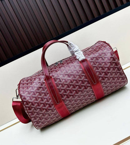 GOYARD Traveling Bag
Good Quality 
115 dhs🪙🖤

Zain250
♥️♥️♥️