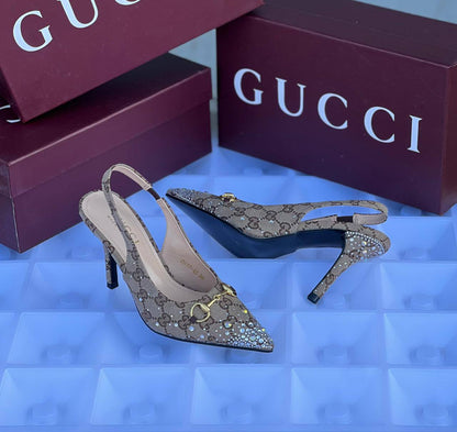 Gucci
Size 36-42 
120 dhs🪙🌨️

Zain57
♥️♥️♥️