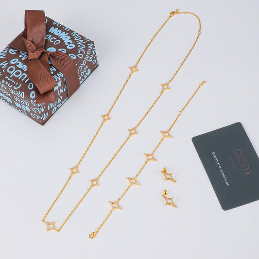 APM Set_
     _Necklace_
     _Bracelet_
     _Earrings_
130 dhs🌺
         _Each_*_set_*
         _With_
         *Box* 🎁🛍️
*Master Quality*✨✅

Zain89
♥️♥️♥️