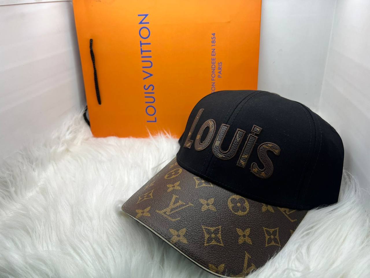 Caps
55 dhs✅
high quality

Zain182
♥️♥️♥️
