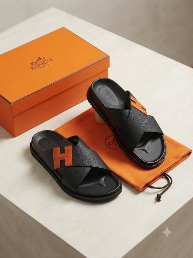 NEW CAME
HERMES SLIPPER
GOOD QUALITY
105 dhs🇦🇪🇦🇪
Size 40 TO 46

Zain40
♥️♥️♥️