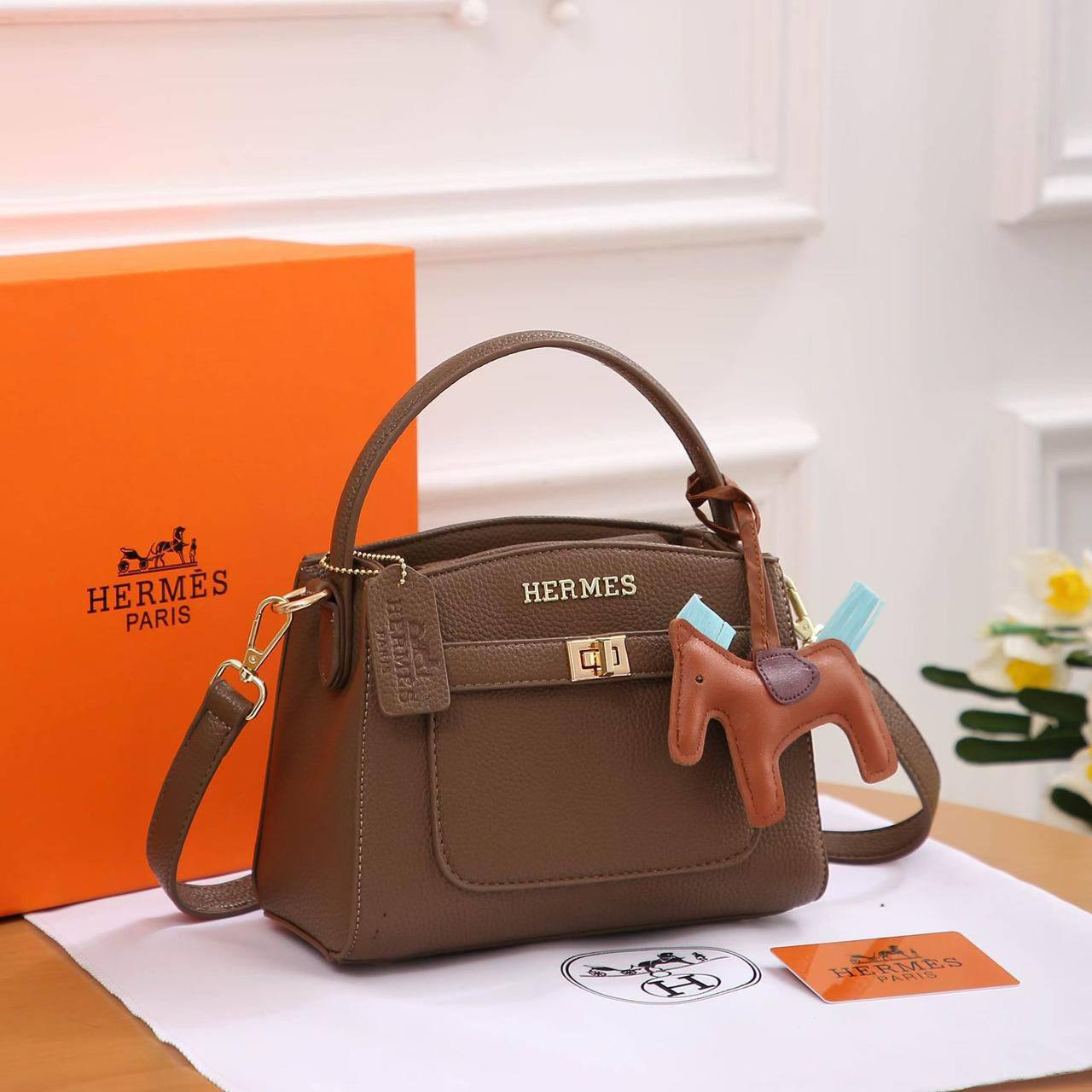 Hermes
95 dhs🪙🌨️

Zain136
♥️♥️♥️