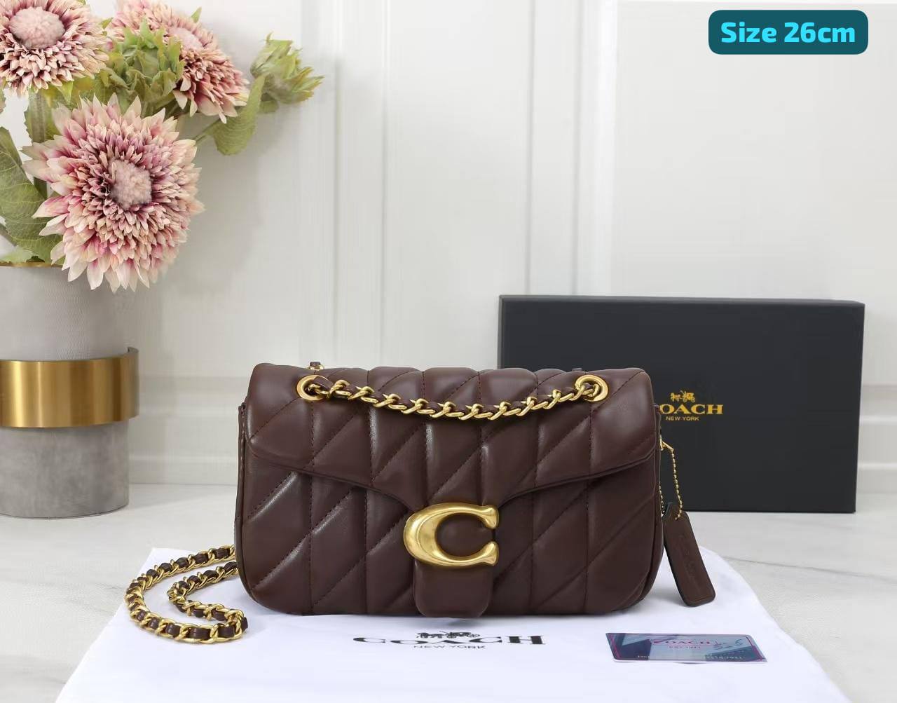 Coach
Good quality 

with box 
🎁🎁🎁

110 dhs🪙🌨️

Zain186
♥️♥️♥️