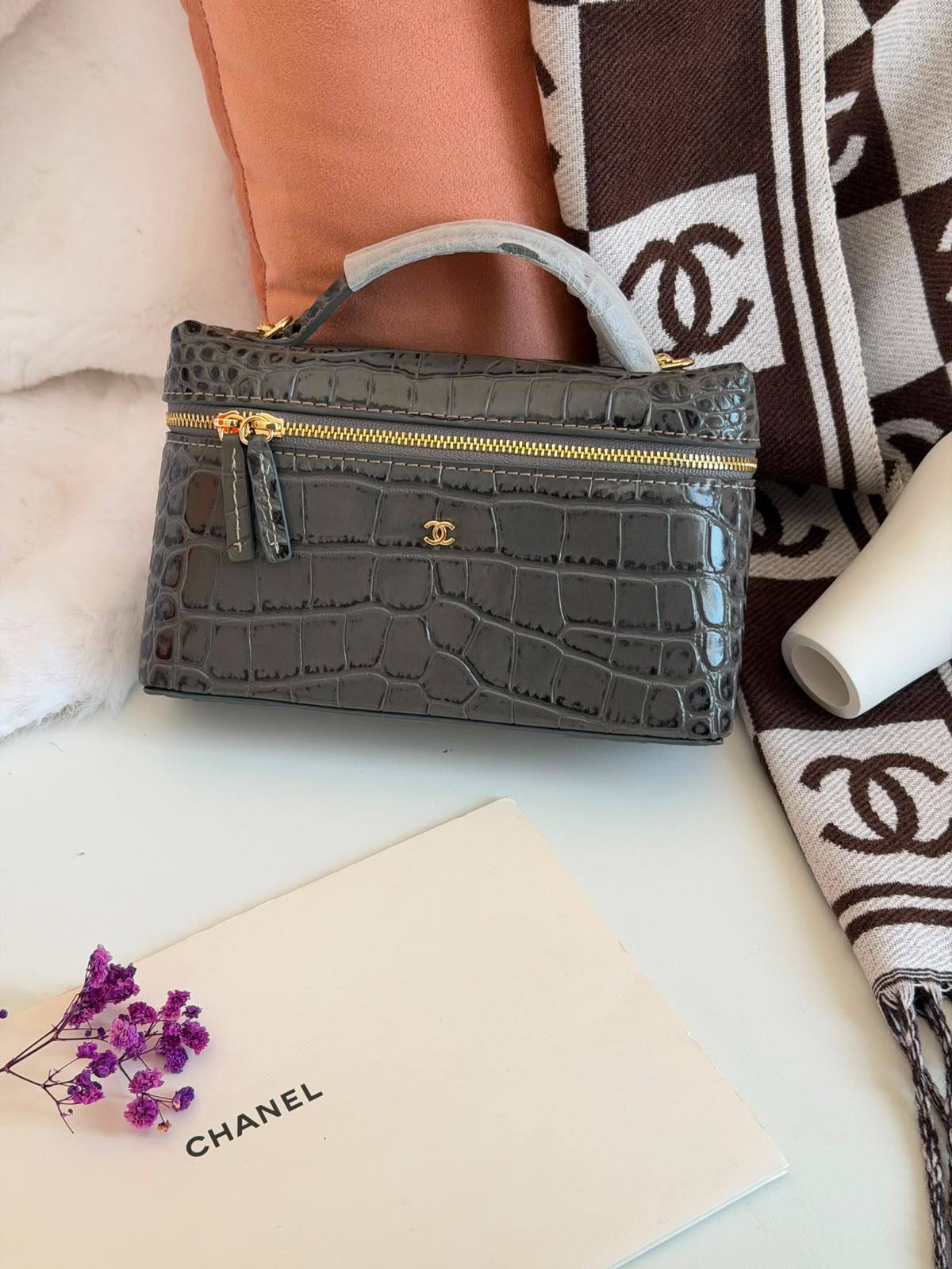 Chanel

220 dhs

Zain134
♥️♥️♥️