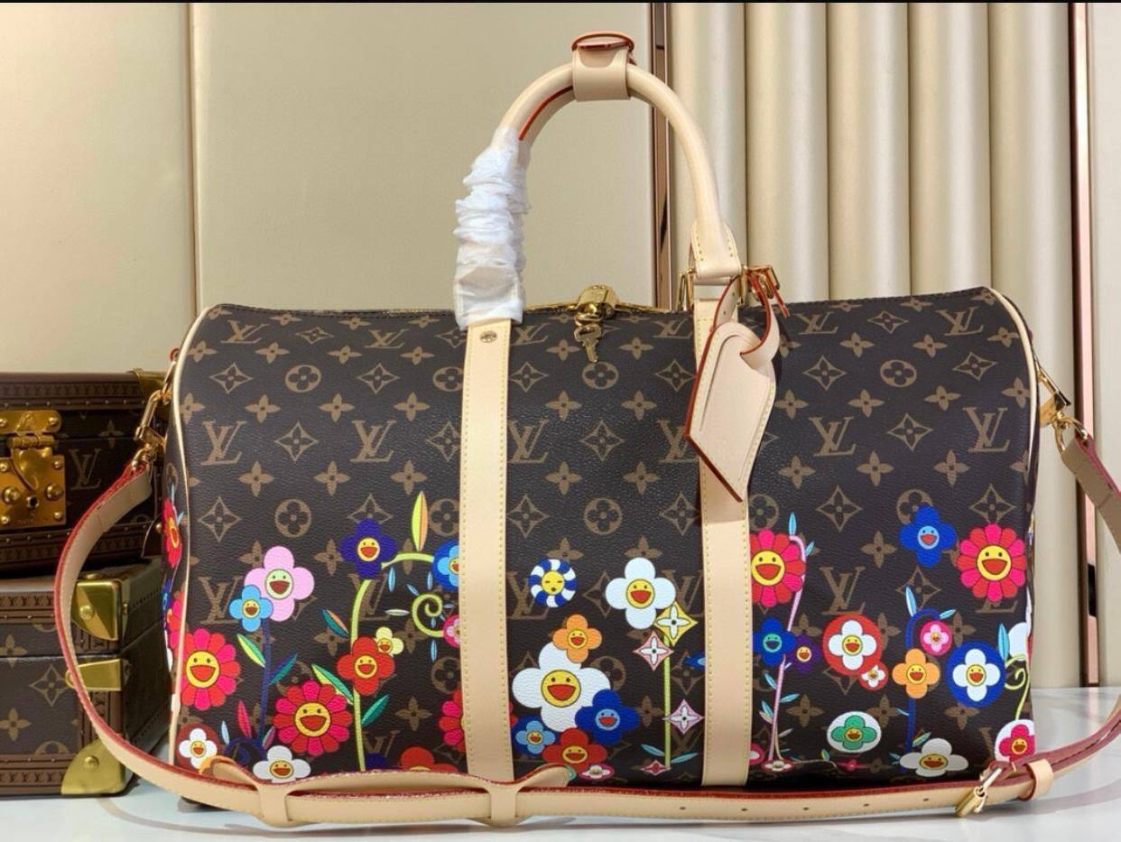 Louis vuitton💕💕✨
Duffel bag Super master quality 🔥🔥
Available ✨💕💕
With full packing 📦🎀
For Price 👇 WTSP Text Zain 0568585901

Zain252
♥️♥️♥️