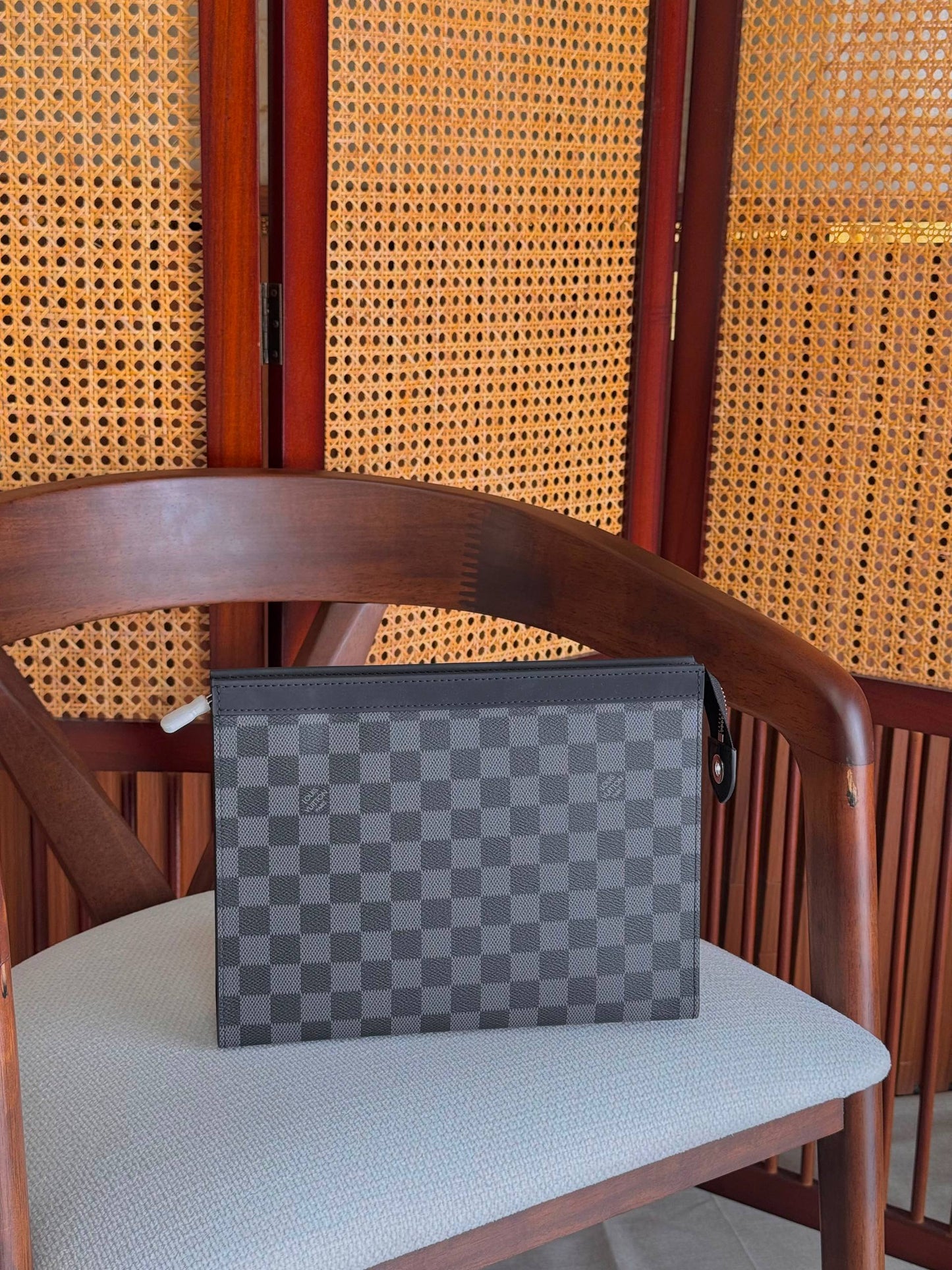 LV
600 dhs🇦🇪🇦🇪
*AVAILABLE NOW*🤍

Zain284
♥️♥️♥️