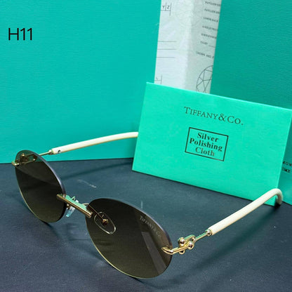 Tiffany ❤️‍🔥*
Sunglasses 🕶️ 
Copy one❣️
good quality 💯
With master box 🗃️ 
50 dhs🪙🌨️

Zain216
♥️♥️♥️