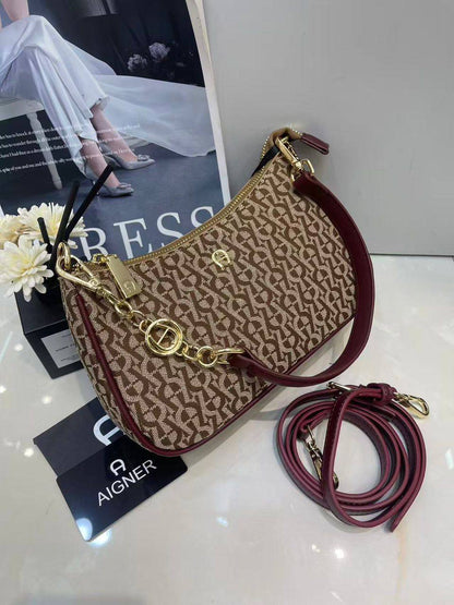 Aigner
95 dhs🪙

Good quality 

with box
🎁🎁🎁

Zain39
♥️♥️♥️